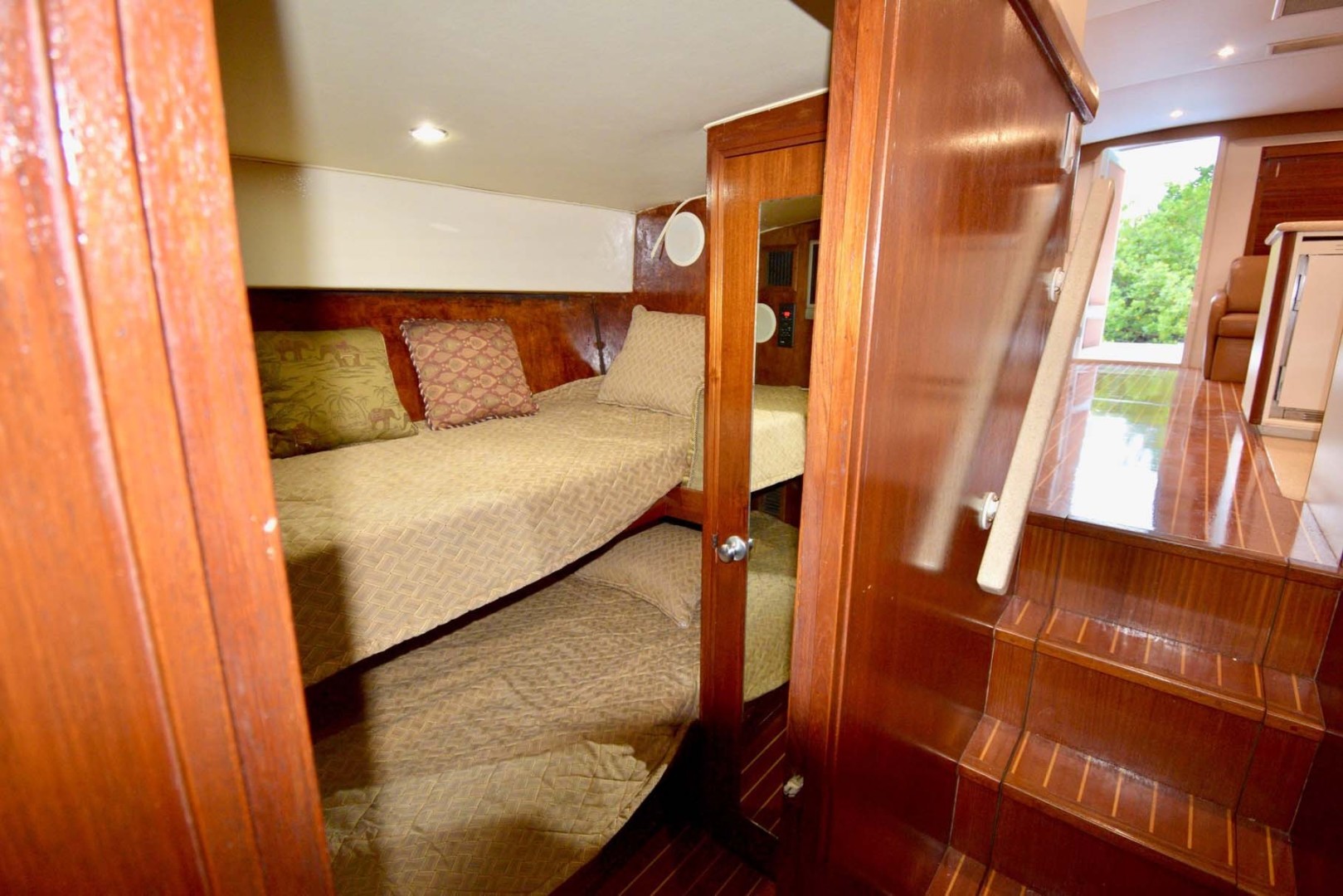Bertram-54 Convertible 1981-Extractor Marathon-Florida-United States-Third Stateroom-1807129 | Thumbnail