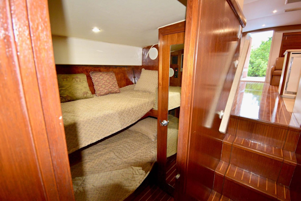 Bertram-54 Convertible 1981-Extractor Marathon-Florida-United States-Third Stateroom-1807129
