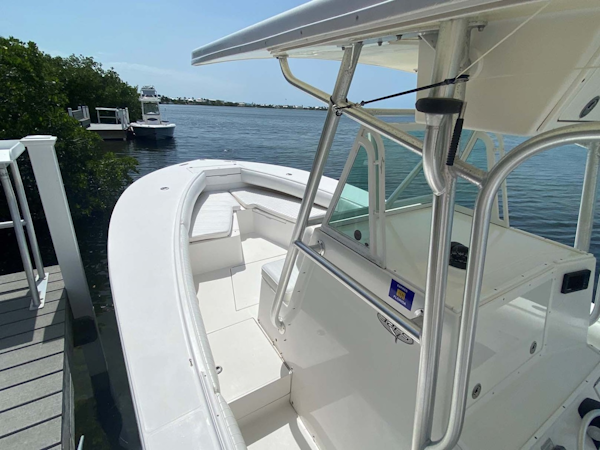 Regulator-32FS 2006-End Game Islamorada-Florida-United States-Port Bow View-1772875