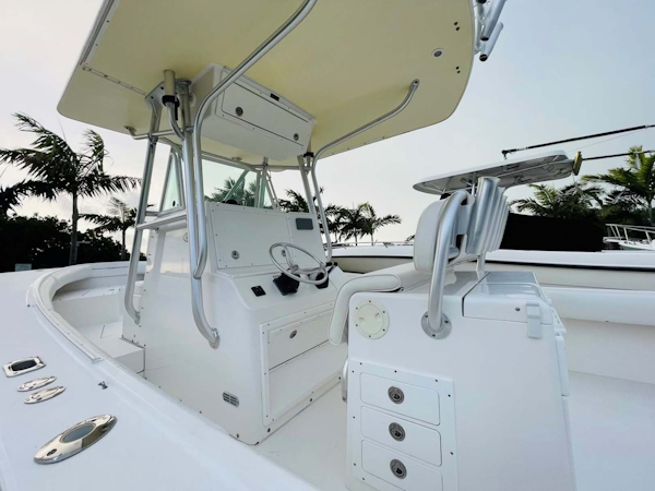 Regulator-32FS 2006-End Game Islamorada-Florida-United States-Center Console and Helm-1776402