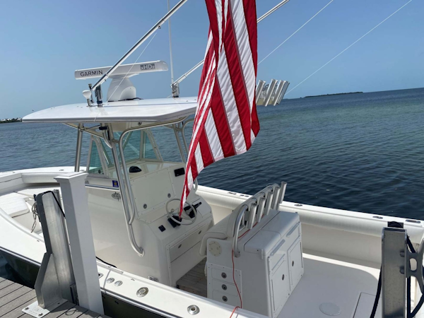 Regulator-32FS 2006-End Game Islamorada-Florida-United States-Cockpit-1772880