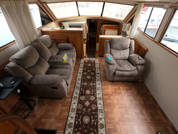 Californian-52 Cockpit Motor Yacht 1990-Thisle Dew Port Angeles-Washington-United States-Main Salon with Electrica Fireplace for Heating-1776682