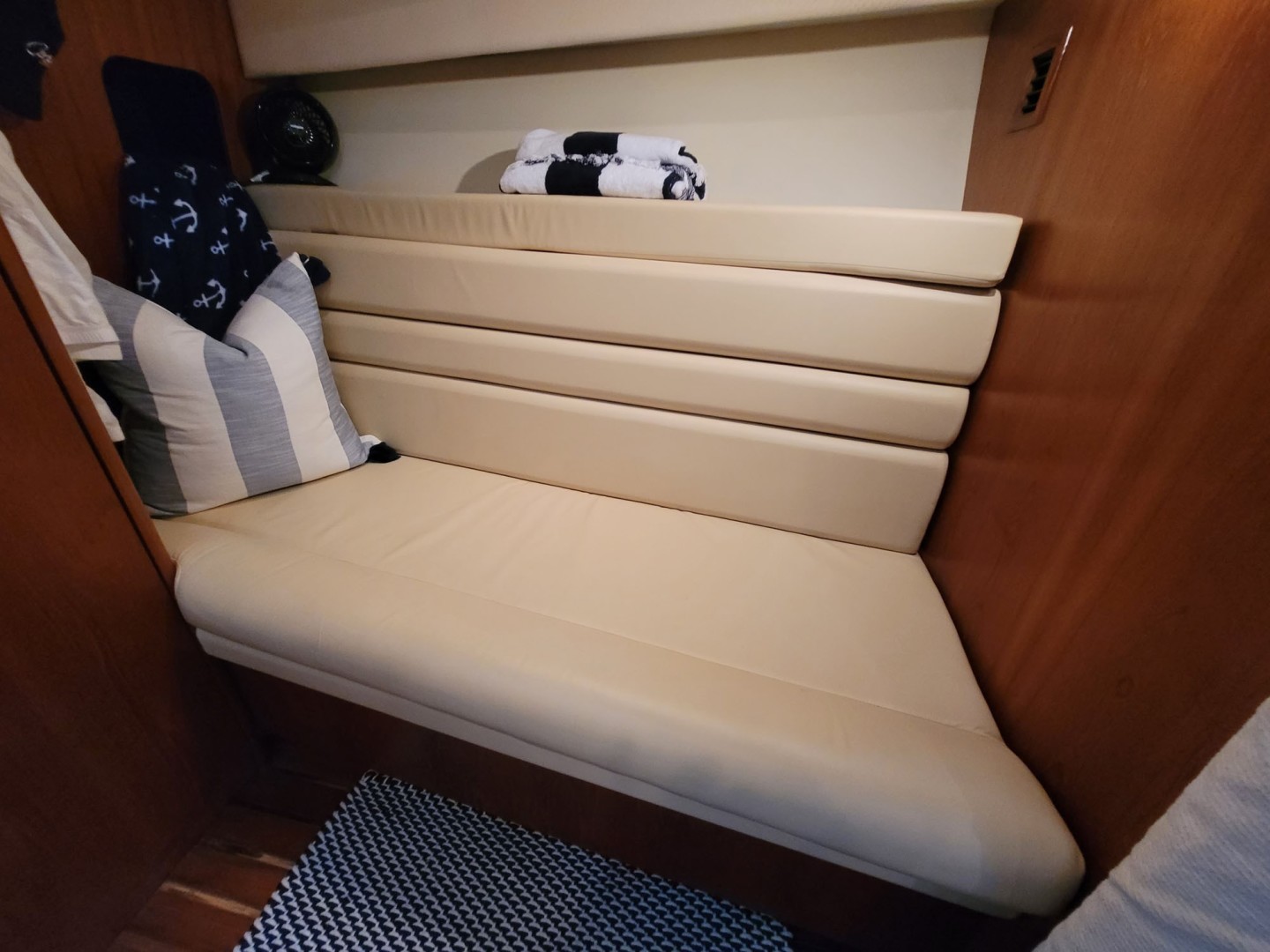 Tiara Yachts-3800 Open 2007-Final Verdict Rockport-Texas-United States-Seating-1778436 | Thumbnail