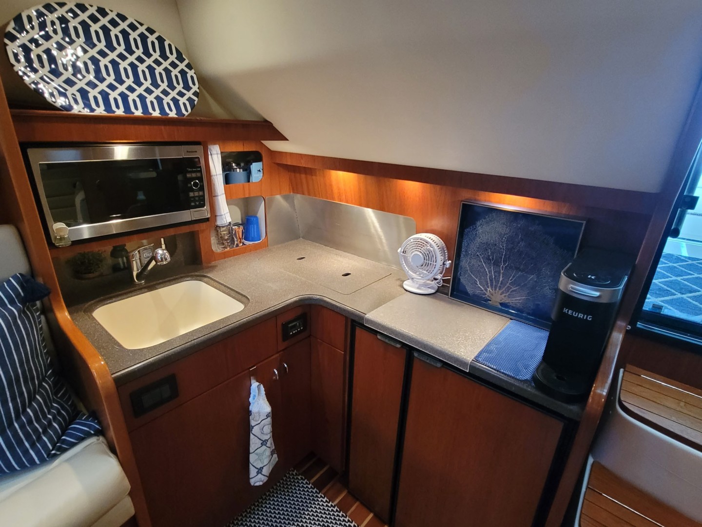 Tiara Yachts-3800 Open 2007-Final Verdict Rockport-Texas-United States-Galley to Starboard-1778429 | Thumbnail