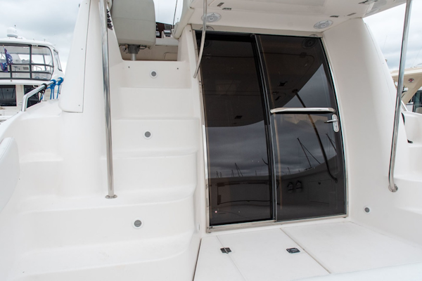 Regal-3880 Commodore Sedan 2006-Goddess Mount Pleasant-South Carolina-United States-Sliding Door Entry to Salon from Cockpit-1782996