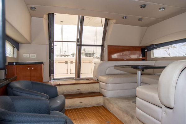 Regal-3880 Commodore Sedan 2006-Goddess Mount Pleasant-South Carolina-United States-Salon Entry and Cherry Wood Trim-1782957