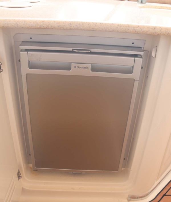 Silverton-Sport Bridge 380 2005-Koncubine Apollo Beach-Florida-United States-Dometic Fridge-1784230