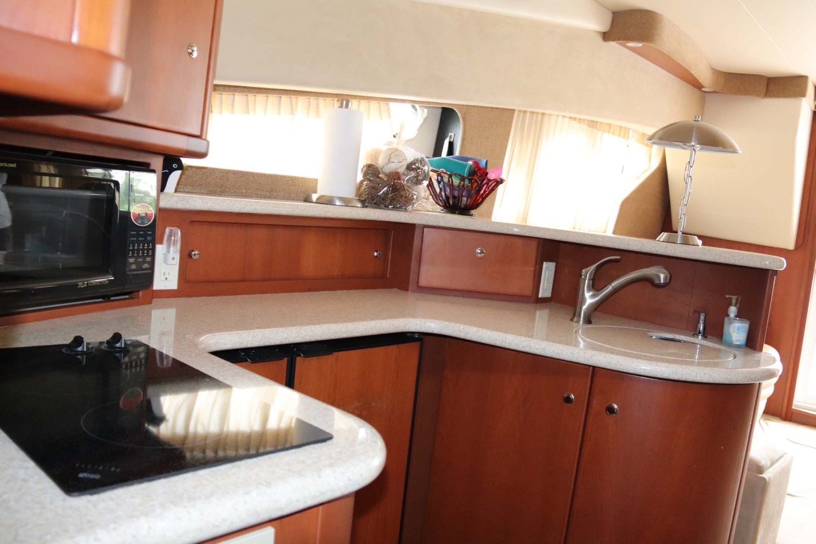 Silverton-Sport Bridge 380 2005-Koncubine Apollo Beach-Florida-United States-Galley-1784236 | Thumbnail