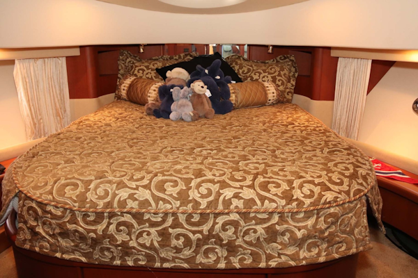 Silverton-Sport Bridge 380 2005-Koncubine Apollo Beach-Florida-United States-Master Stateroom-1784240