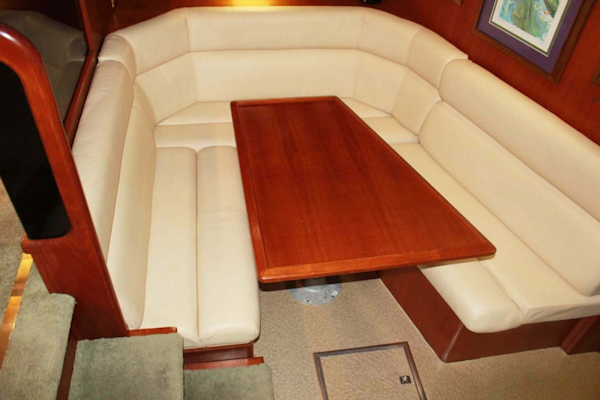 Viking-44 Double Cabin 1990-MY TURN Fort Myers-Florida-United States-Dinette-1788594