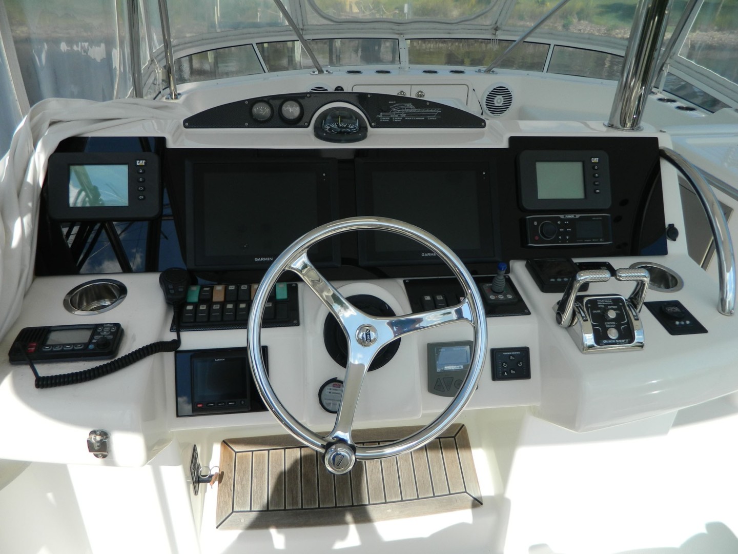 Riviera-Convertible 2008-WUDABOUT Palm City-Florida-United States-Helm Controls-1792932 | Thumbnail