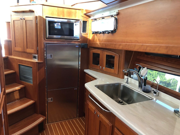 Sabre-Salon Express 2019-Rowe Boat Ponte Vedra Beach-Florida-United States-Galley  (2) Large Garmin Touch Screens-1808725