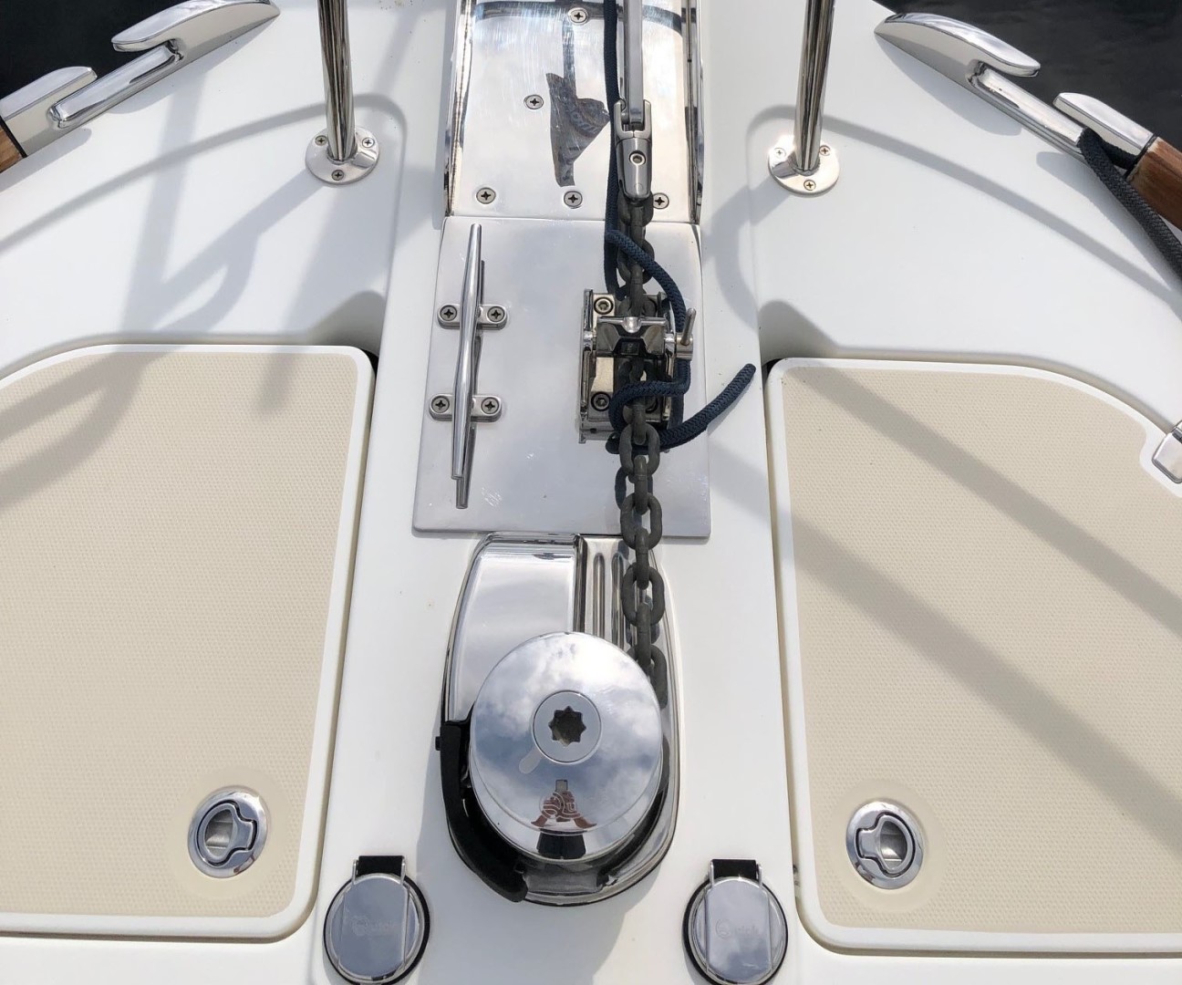 Sabre-Salon Express 2019-Rowe Boat Ponte Vedra Beach-Florida-United States-Windlass-1808746 | Thumbnail