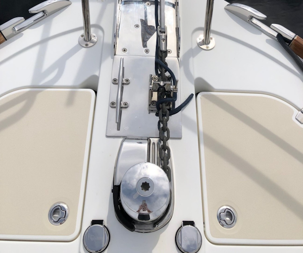 Sabre-Salon Express 2019-Rowe Boat Ponte Vedra Beach-Florida-United States-Windlass-1808746