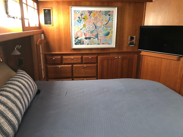 Sabre-Salon Express 2019-Rowe Boat Ponte Vedra Beach-Florida-United States-Lots of Drawer Storage and Flat Screen TV-1808732