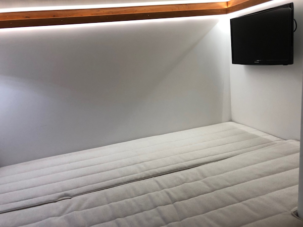 Sabre-Salon Express 2019-Rowe Boat Ponte Vedra Beach-Florida-United States-Crew Berth and TV-1808740