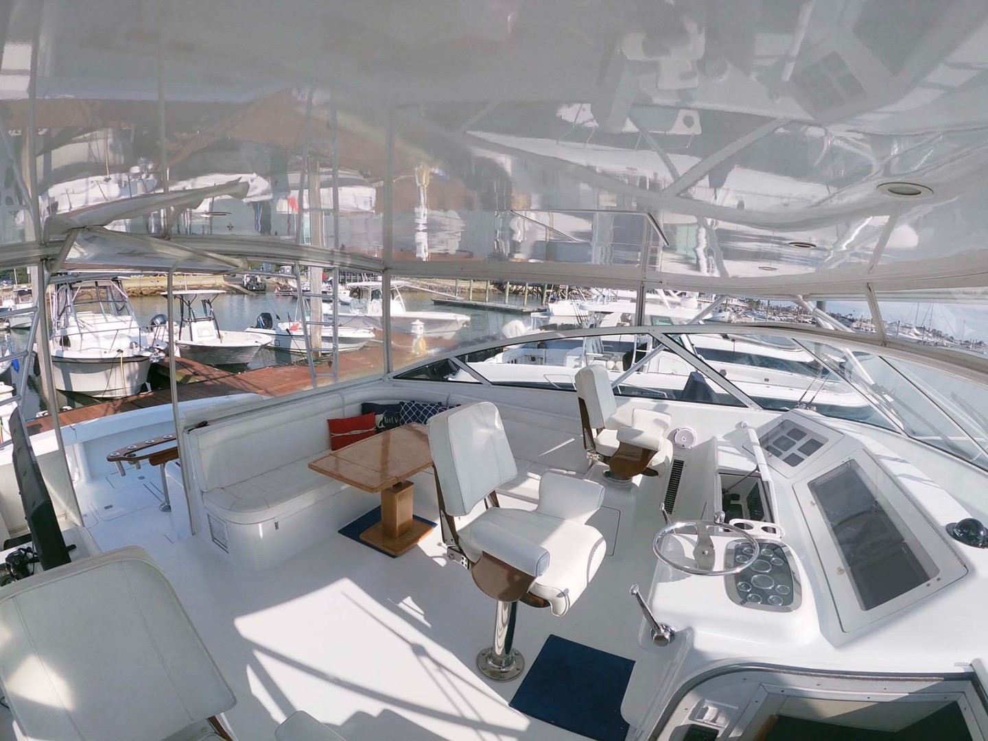 Viking-Express 2005-Reel Wit Scituate-Massachusetts-United States-Flybridge Helm Area-1811272 | Thumbnail
