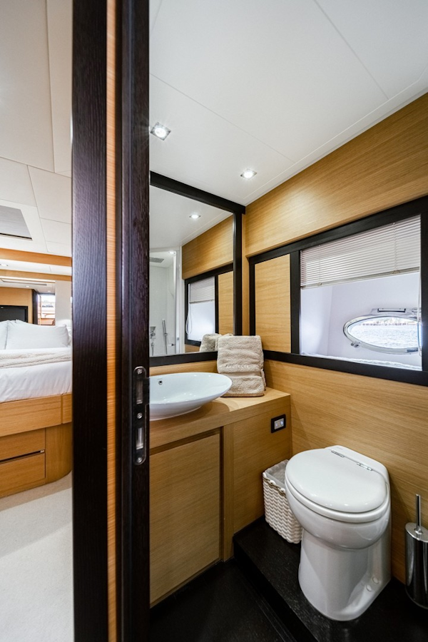 Pershing-64 2011-Aretecte Miami-Florida-United States-Entrance from Twin Room or Forward Companionway-1813513