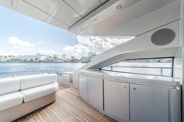 Pershing-64 2011-Aretecte Miami-Florida-United States-Aft Deck  Cooktop, Sink and High End Speaker-1813527