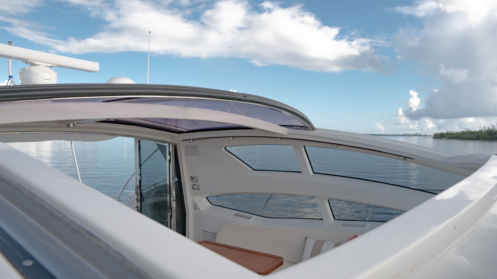 Savannah-54 2011-INVERSE ENTROPY Fort Lauderdale-Florida-United States-Retractable hardtop section with cover-1868646 | Thumbnail