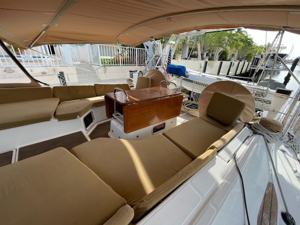 Jeanneau-53 2010 -Key Largo-Florida-United States-Cockpit Seating-1818202