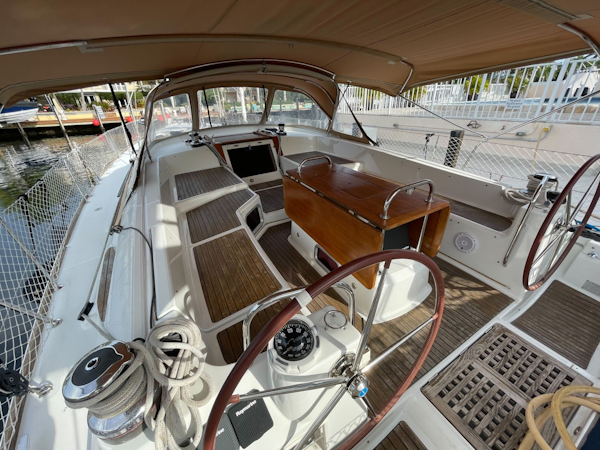 Jeanneau-53 2010 -Key Largo-Florida-United States-Cockpit Table-1818176