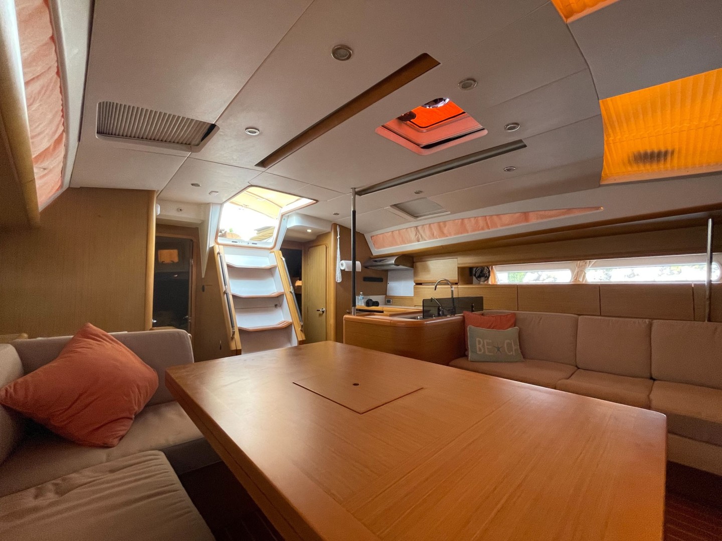 Jeanneau-53 2010 -Key Largo-Florida-United States-Salon Looking Aft-1818187 | Thumbnail