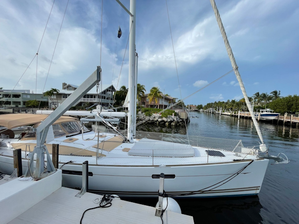 Jeanneau-53 2010 -Key Largo-Florida-United States-Starboard Bow-1818170