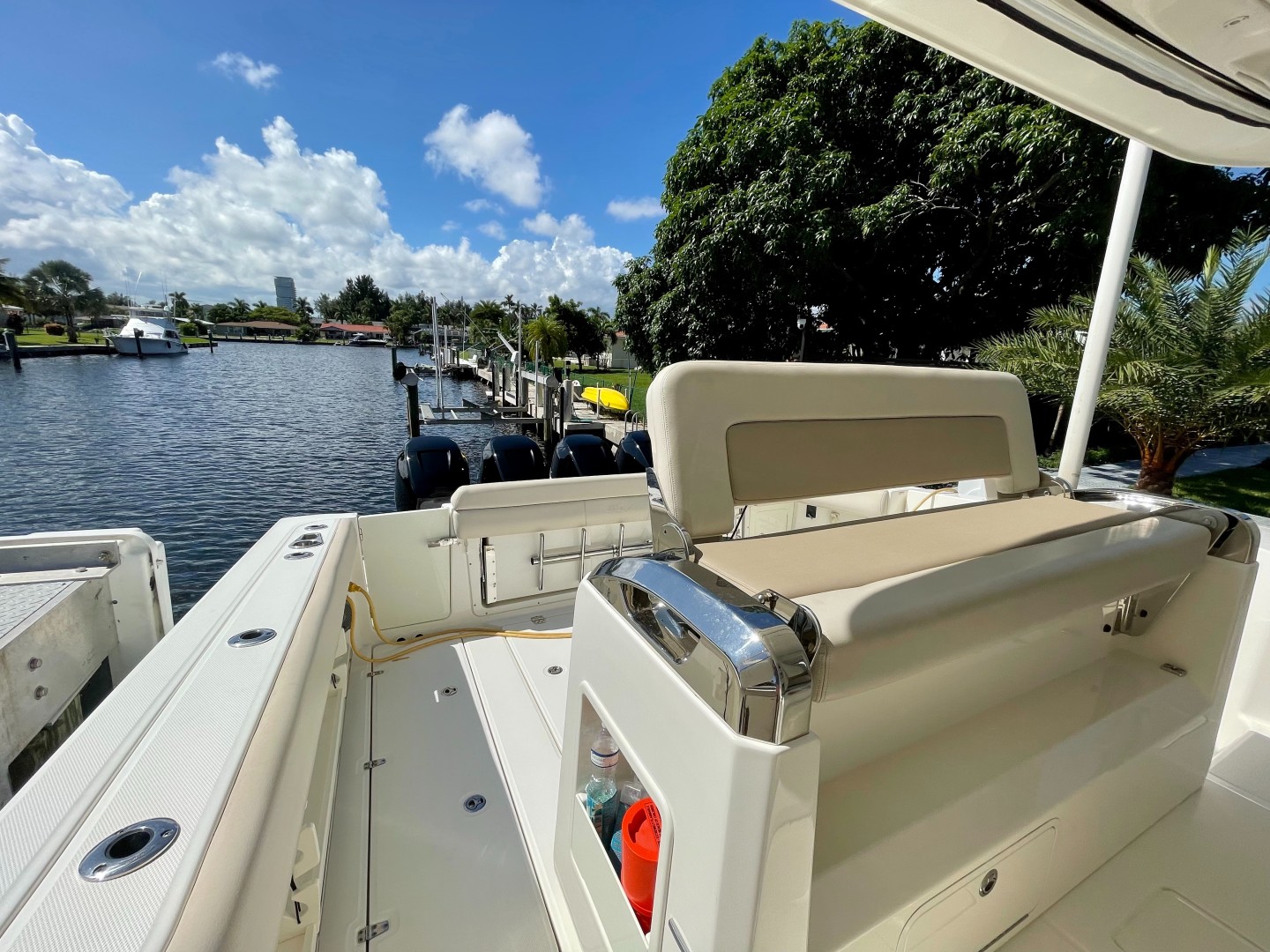 Boston Whaler-420 Outrage 2016 -Fort Lauderdale-Florida-United States-1956427 | Thumbnail