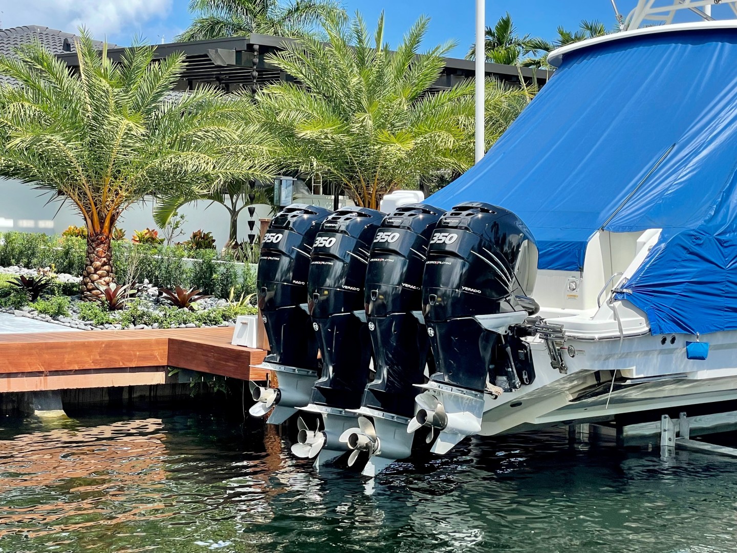 Boston Whaler-420 Outrage 2016 -Fort Lauderdale-Florida-United States-1956419 | Thumbnail