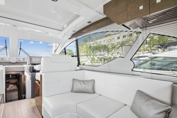 Cruisers-50 Cantius 2019 -Miami-Florida-United States-2029631
