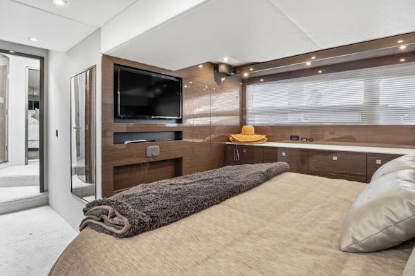 Cruisers-50 Cantius 2019 -Miami-Florida-United States-2029643