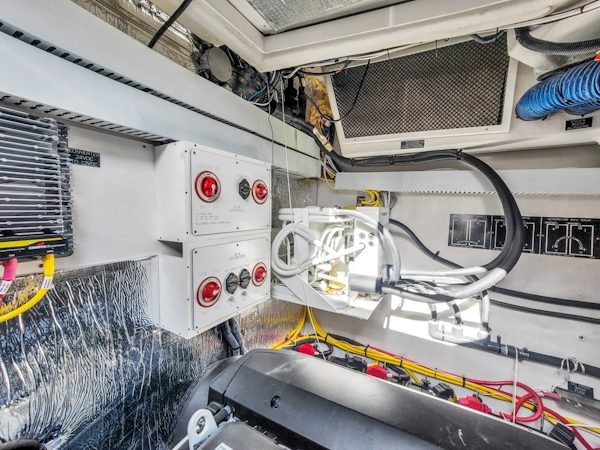 Cruisers-50 Cantius 2019 -Miami-Florida-United States-2029653