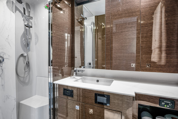 Cruisers-50 Cantius 2019 -Miami-Florida-United States-2029645
