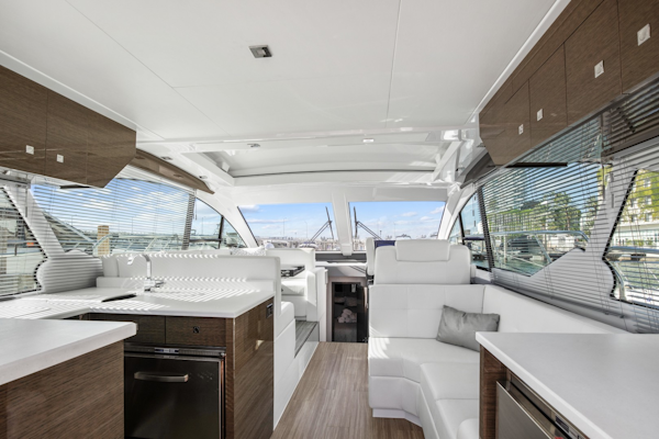 Cruisers-50 Cantius 2019 -Miami-Florida-United States-2029632
