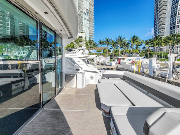 Cruisers-50 Cantius 2019 -Miami-Florida-United States-2029628