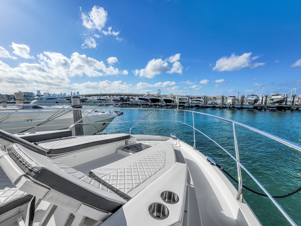 Cruisers-50 Cantius 2019 -Miami-Florida-United States-2029620