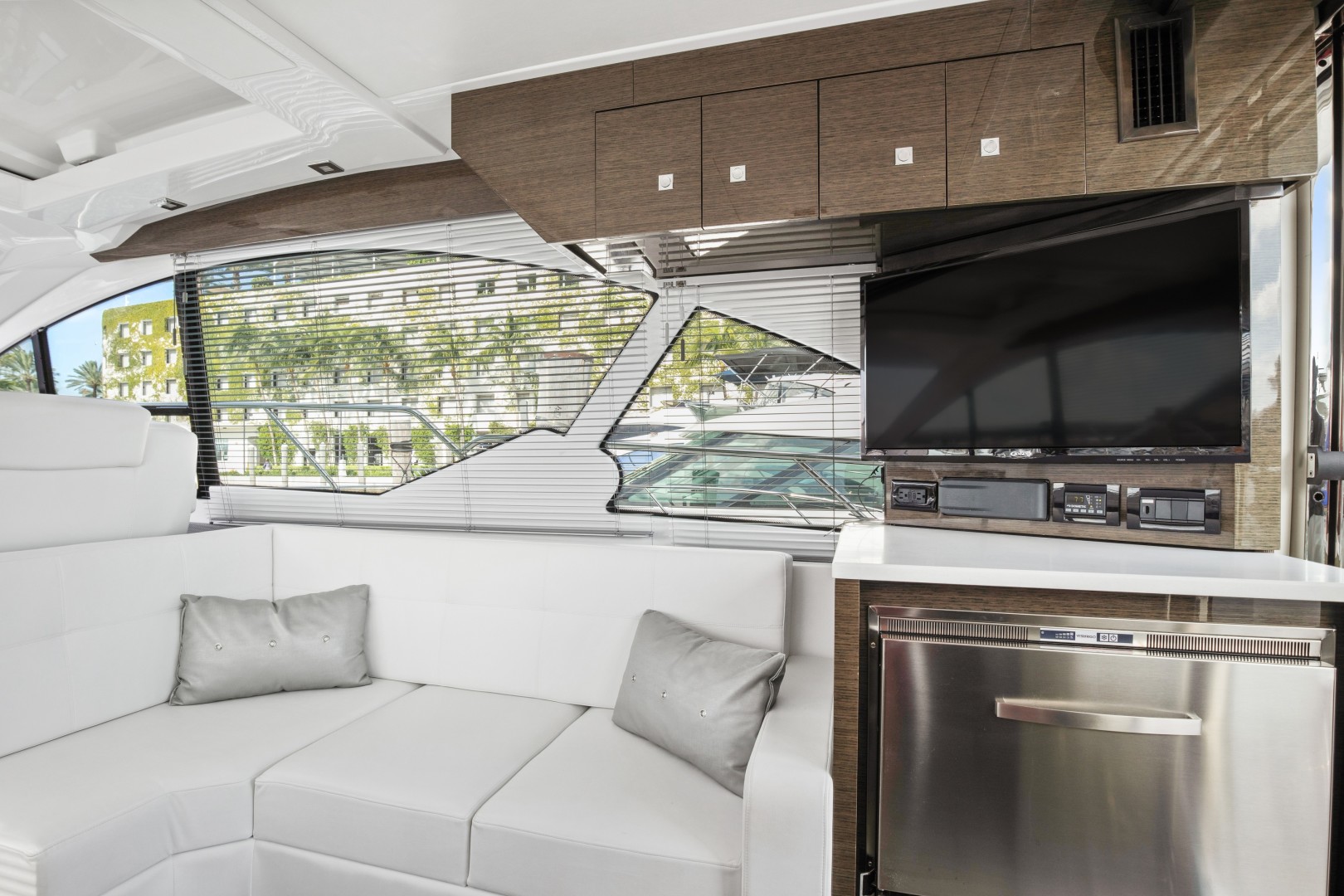 Cruisers-50 Cantius 2019 -Miami-Florida-United States-2029630 | Thumbnail