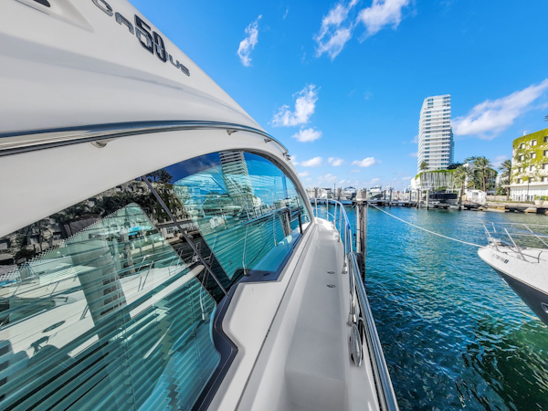 Cruisers-50 Cantius 2019 -Miami-Florida-United States-2029623