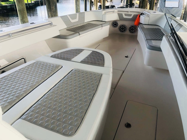 Contender-Center Console Step Hull 2020 -Jacksonville Beach-Florida-United States-Bow Seating-2002969