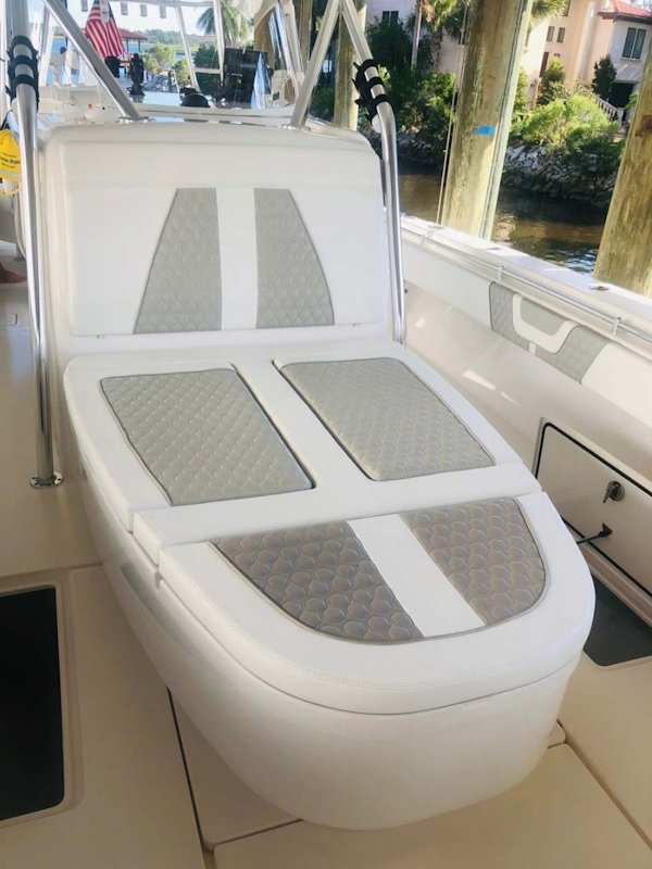 Contender-Center Console Step Hull 2020 -Jacksonville Beach-Florida-United States-CC Forward Seat-2002972