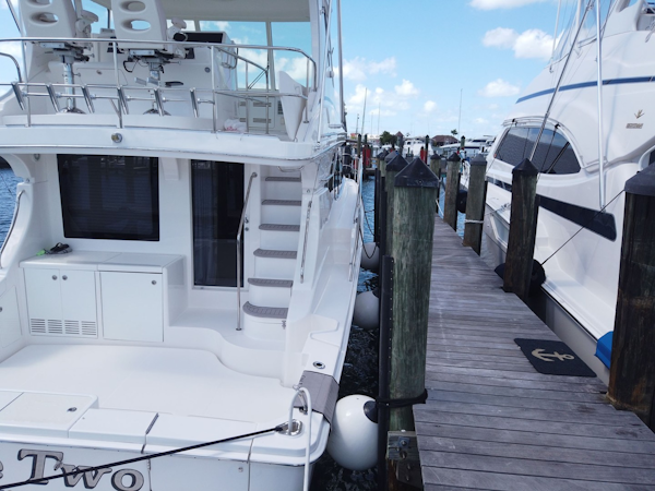Silverton-Cape May 520 2013-Take Two Key West-Florida-United States-Starboard Aft View-2027526