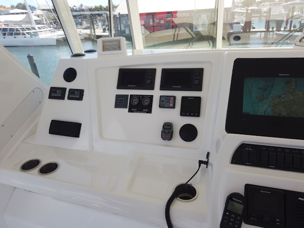 Silverton-Cape May 520 2013-Take Two Key West-Florida-United States-Helm To Port-2027516