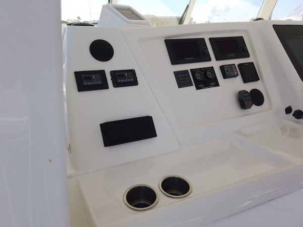 Silverton-Cape May 520 2013-Take Two Key West-Florida-United States-Helm To Port-2027515
