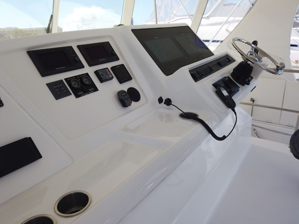 Silverton-Cape May 520 2013-Take Two Key West-Florida-United States-Helm-2027514