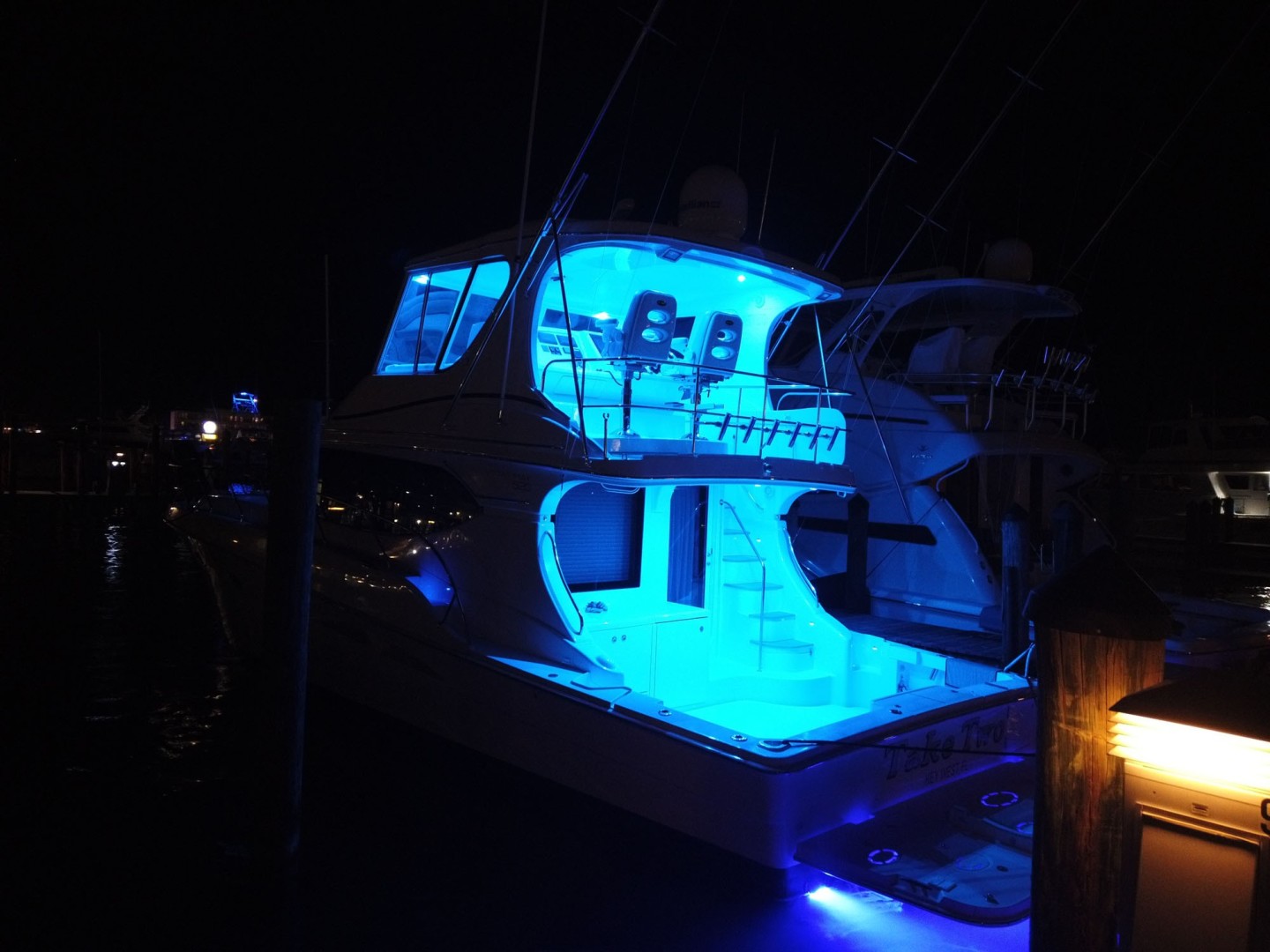 Silverton-Cape May 520 2013-Take Two Key West-Florida-United States-Night Lighting-2027529 | Thumbnail