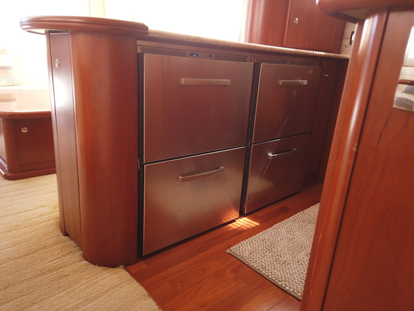 Silverton-Cape May 520 2013-Take Two Key West-Florida-United States-Vitrifrigo® Drawer Refrigerator (2 Drawers) And Vitrifrigo® Freezer With Ice Maker (2 Drawers)-2027474