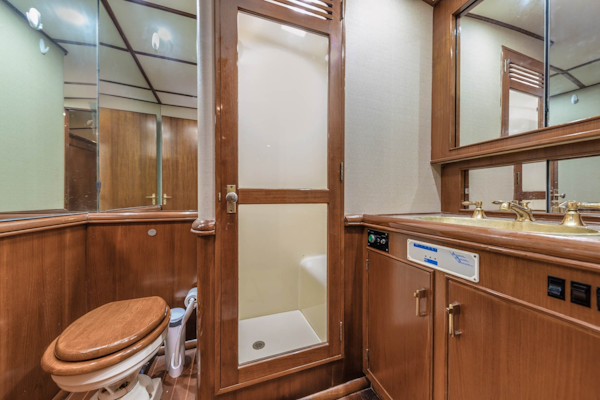 Jim Smith-Custom 60 Sportfish Convertible 1986-Runaway Fort Pierce-Florida-United States-Day Head With Shower-2090788