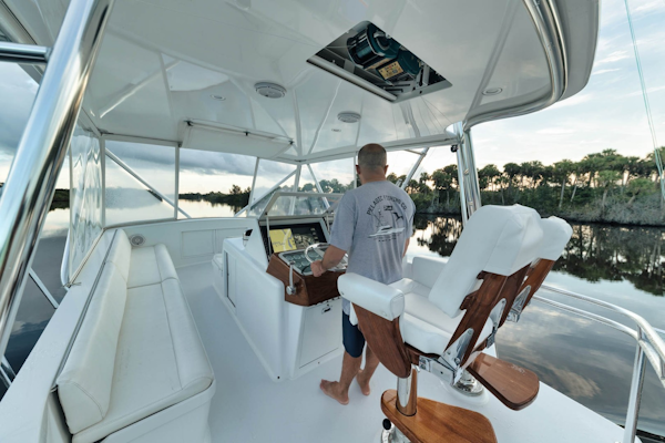 Jim Smith-Custom 60 Sportfish Convertible 1986-Runaway Fort Pierce-Florida-United States-Captains Chair-2090751