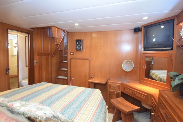 Grand Alaskan-64 Pilothouse 1999-SOFT TOUCH Fort Lauderdale-Florida-United States-Master Stateroom View From Head Of Bed-2183985